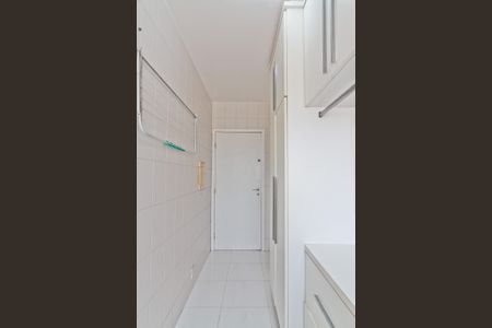 Apartamento à venda com 98m², 3 quartos e 2 vagas Apartamento à venda com 98m², 3 quartos e 2 vagasÁrea de Serviço