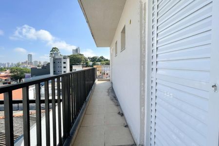 Apartamento à venda com 140m², 2 quartos e 1 vagaSacada - quartos