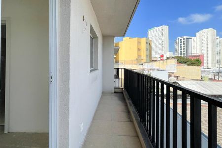 Apartamento à venda com 140m², 2 quartos e 1 vagaSacada - Sala