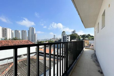 Apartamento à venda com 140m², 2 quartos e 1 vagaSacada - quartos