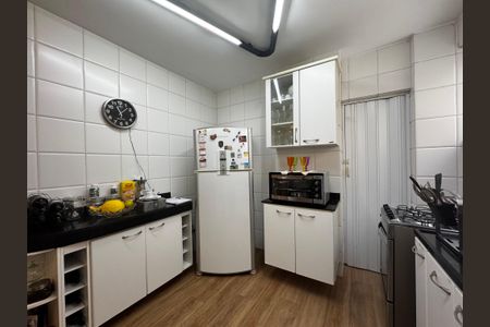 Apartamento à venda com 100m², 2 quartos e 1 vaga Apartamento à venda com 100m², 2 quartos e 1 vagaCozinha