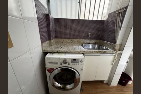 Apartamento à venda com 100m², 2 quartos e 1 vaga Apartamento à venda com 100m², 2 quartos e 1 vagaÁrea de serviço