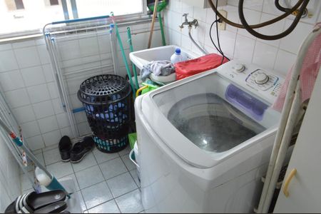 Apartamento à venda com 62m², 2 quartos e 1 vaga Apartamento à venda com 62m², 2 quartos e 1 vagaÁrea de Serviço