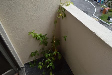 Apartamento à venda com 62m², 2 quartos e 1 vaga Apartamento à venda com 62m², 2 quartos e 1 vagaVaranda