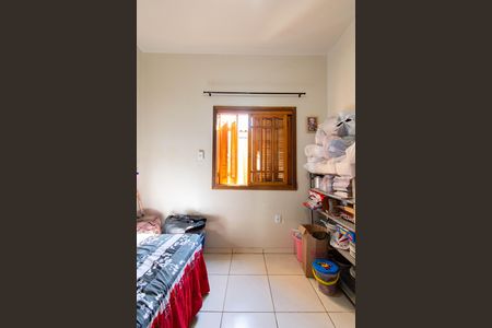 Casa à venda com 300m², 6 quartos e 3 vagas Casa à venda com 300m², 6 quartos e 3 vagasQuarto 4