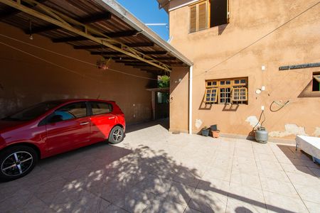 Casa à venda com 300m², 6 quartos e 3 vagas Casa à venda com 300m², 6 quartos e 3 vagasÁrea comum