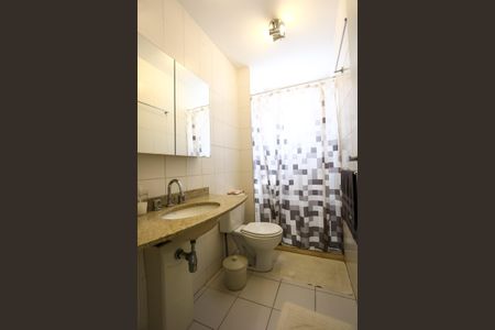 Casa de condomínio para alugar com 126m², 4 quartos e 3 vagas Casa de condomínio para alugar com 126m², 4 quartos e 3 vagasBanheiro
