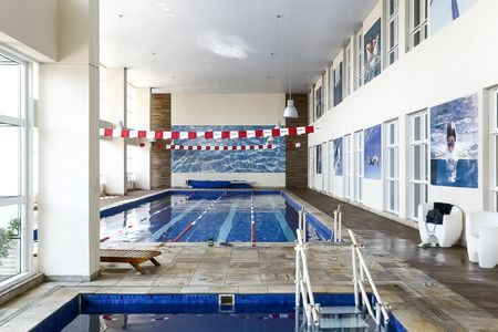 Casa de condomínio para alugar com 126m², 4 quartos e 3 vagas Casa de condomínio para alugar com 126m², 4 quartos e 3 vagasÁrea comum - Piscina