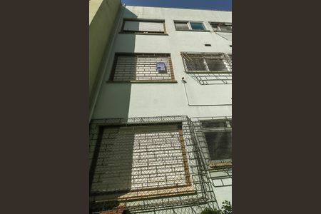Apartamento à venda com 43m², 1 quarto e sem vagaFachada do bloco e placa
