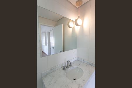 Apartamento à venda com 72m², 2 quartos e 2 vagasBanheiro da Suíte