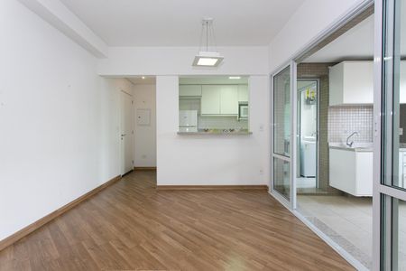 Apartamento à venda com 72m², 2 quartos e 2 vagasSala