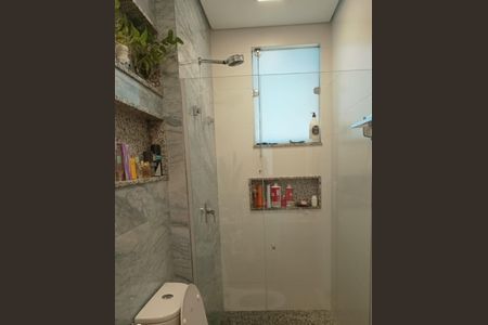 Casa à venda com 333m², 4 quartos e 4 vagas