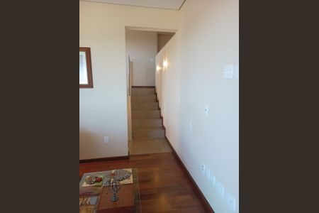 Casa à venda com 333m², 4 quartos e 4 vagas