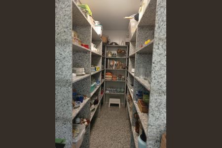 Casa à venda com 333m², 4 quartos e 4 vagas