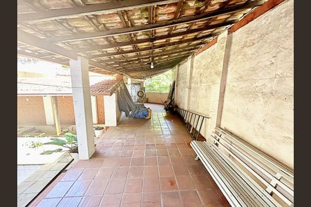 Casa à venda com 450m², 6 quartos e 4 vagas