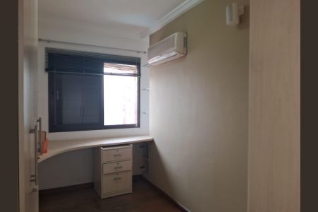 Apartamento à venda com 165m², 4 quartos e 4 vagas