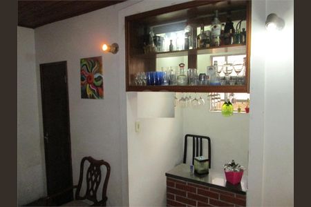 Casa à venda com 330m², 5 quartos e 2 vagas