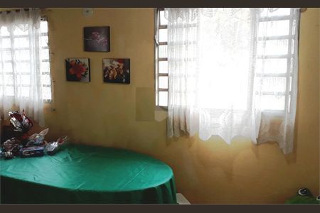 Casa à venda com 330m², 5 quartos e 2 vagas