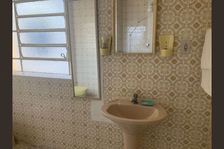 Casa à venda com 150m², 2 quartos e 1 vaga