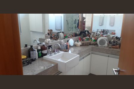 Casa de condomínio à venda com 400m², 5 quartos e 10 vagas