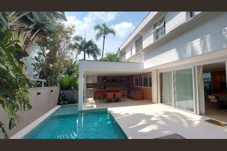 Casa à venda com 419m², 3 quartos e 6 vagas