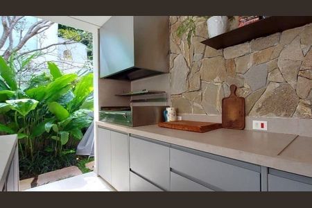 Casa à venda com 419m², 3 quartos e 6 vagas