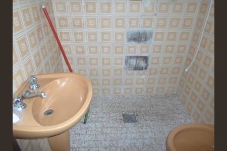 Casa à venda com 300m², 3 quartos e sem vaga