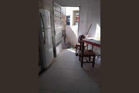 Casa à venda com 188m², 3 quartos e sem vaga