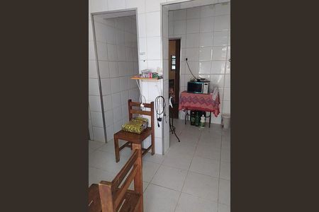 Casa à venda com 188m², 3 quartos e sem vaga