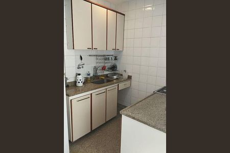 Apartamento à venda com 131m², 3 quartos e 1 vaga