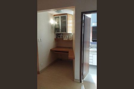 Apartamento à venda com 131m², 3 quartos e 1 vaga