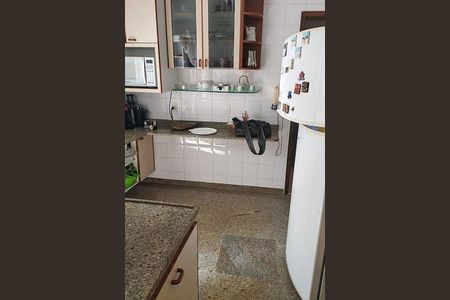 Apartamento à venda com 131m², 3 quartos e 1 vaga