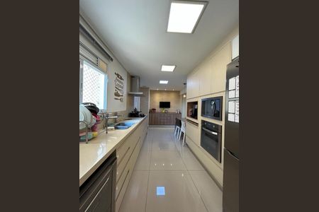 Apartamento à venda com 194m², 3 quartos e 3 vagas Apartamento à venda com 194m², 3 quartos e 3 vagasFoto 05