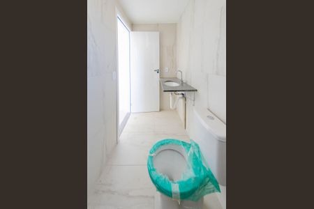 Apartamento à venda com 55m², 2 quartos e 2 vagas Apartamento à venda com 55m², 2 quartos e 2 vagasBanheiro suíte 1