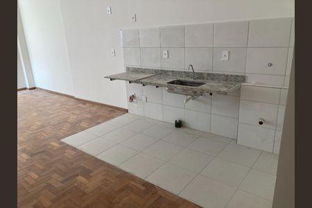 Apartamento à venda com 41m², 1 quarto e sem vaga