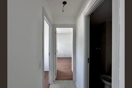Apartamento à venda com 39m², 2 quartos e sem vaga Apartamento à venda com 39m², 2 quartos e sem vagaCorredor Quartos