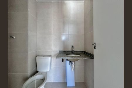 Apartamento à venda com 39m², 2 quartos e sem vaga Apartamento à venda com 39m², 2 quartos e sem vagaBanheiro