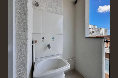 Apartamento à venda com 39m², 2 quartos e sem vaga Apartamento à venda com 39m², 2 quartos e sem vagaÁrea de Serviço