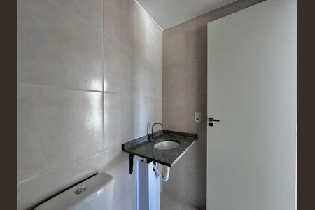 Apartamento à venda com 39m², 2 quartos e sem vaga Apartamento à venda com 39m², 2 quartos e sem vagaBanheiro