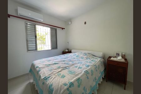 Casa à venda com 200m², 5 quartos e 2 vagas Casa à venda com 200m², 5 quartos e 2 vagasQuarto 3