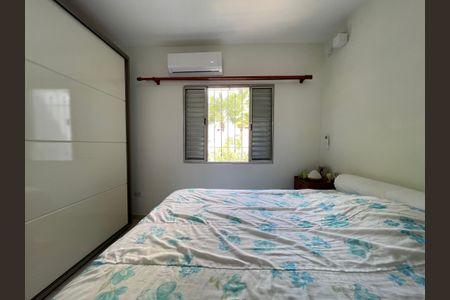 Casa à venda com 200m², 5 quartos e 2 vagas Casa à venda com 200m², 5 quartos e 2 vagasQuarto 3
