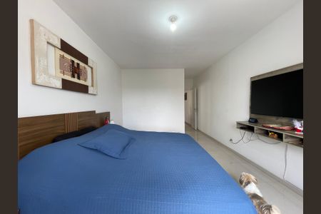 Casa à venda com 200m², 5 quartos e 2 vagas Casa à venda com 200m², 5 quartos e 2 vagasQuarto