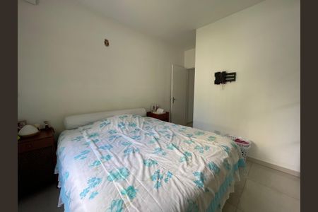 Casa à venda com 200m², 5 quartos e 2 vagas Casa à venda com 200m², 5 quartos e 2 vagasQuarto 3