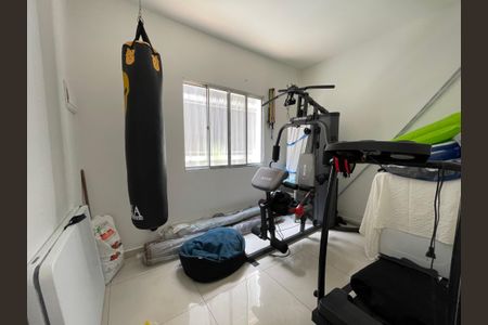 Casa à venda com 200m², 5 quartos e 2 vagas Casa à venda com 200m², 5 quartos e 2 vagasQuarto 4