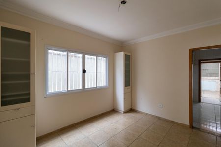 Casa à venda com 142m², 3 quartos e 2 vagas Casa à venda com 142m², 3 quartos e 2 vagasSala de Jantar