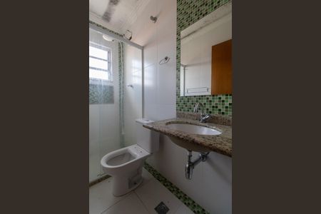 Casa à venda com 142m², 3 quartos e 2 vagas Casa à venda com 142m², 3 quartos e 2 vagasBanheiro