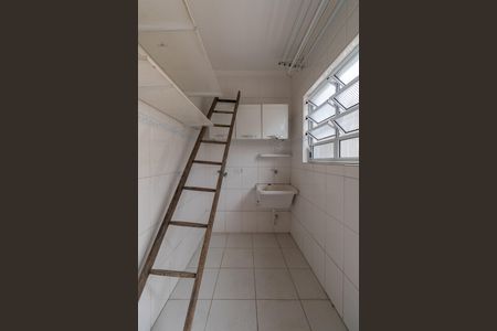 Casa à venda com 142m², 3 quartos e 2 vagas Casa à venda com 142m², 3 quartos e 2 vagasÁrea de Serviço