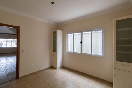 Casa à venda com 142m², 3 quartos e 2 vagas Casa à venda com 142m², 3 quartos e 2 vagasSala de Jantar
