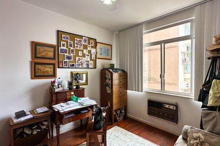 Apartamento à venda com 152m², 3 quartos e 2 vagas Apartamento à venda com 152m², 3 quartos e 2 vagasQuarto 02