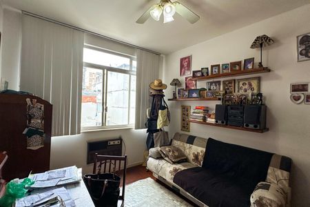 Apartamento à venda com 152m², 3 quartos e 2 vagas Apartamento à venda com 152m², 3 quartos e 2 vagasQuarto 02